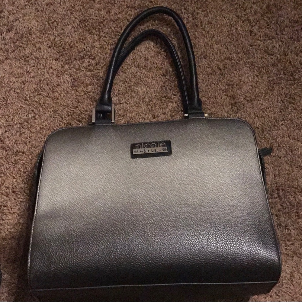 Nicole Miller bag 🌸receive gift w/ purchase!🌸